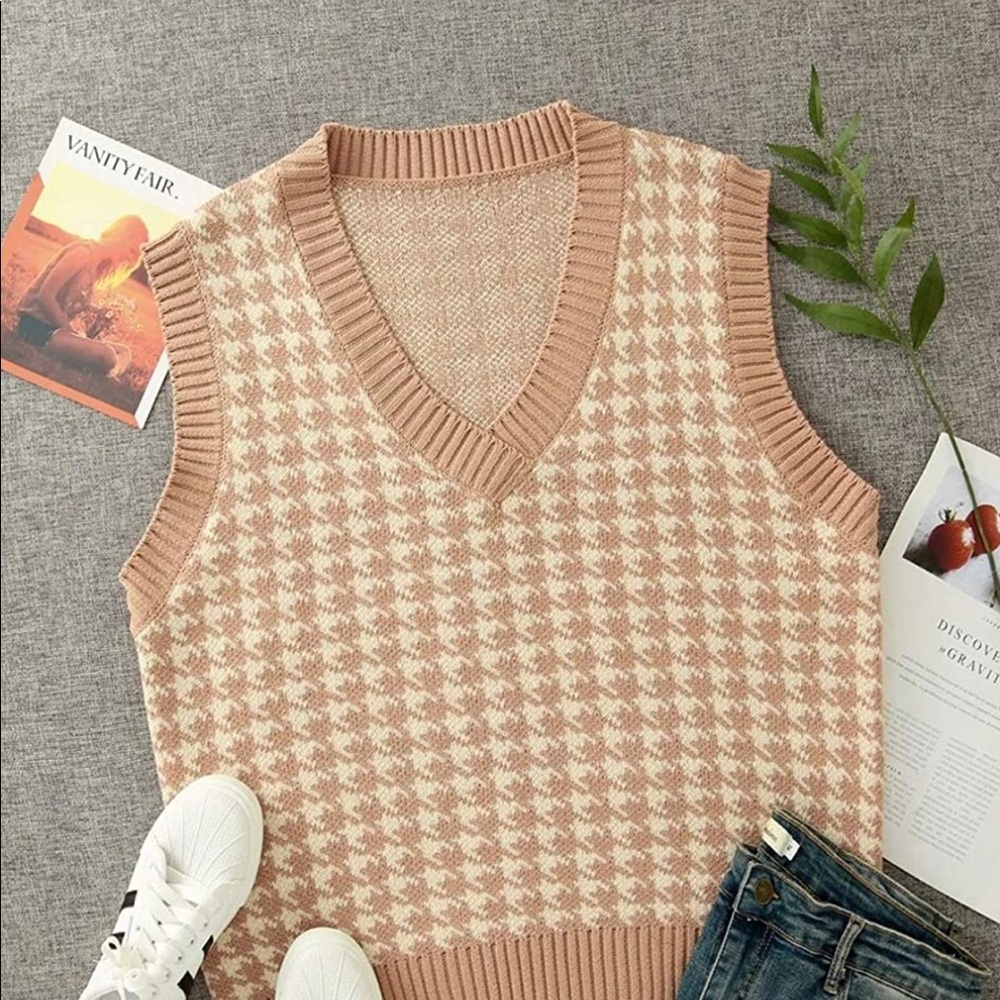 Women’s V neck vest.